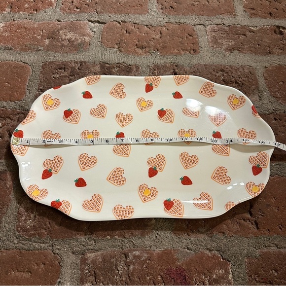 Opalhouse White, red & yellow Melamine Heart and Waffles Serving Platter Tray - Picture 4 of 8